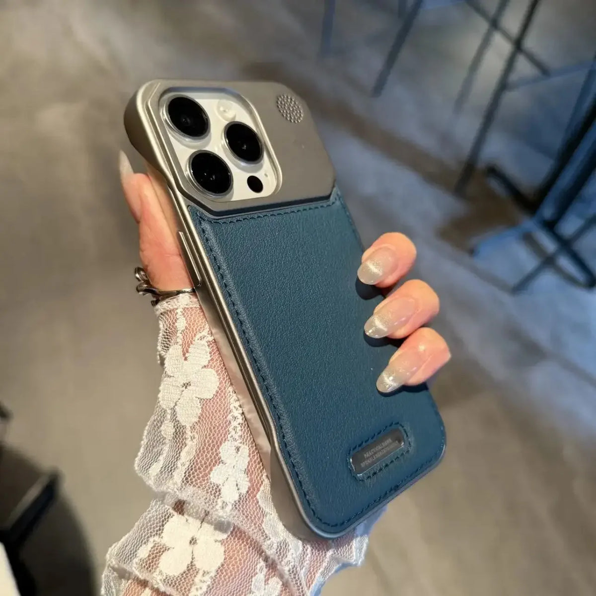 Navy / iPhone Air